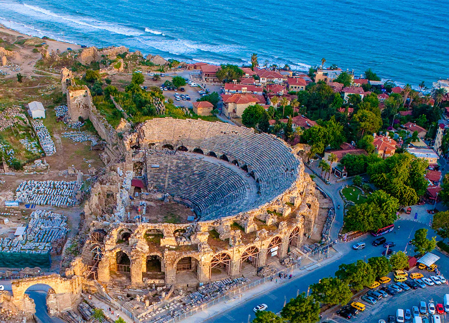 Где история встречается с морем: комфортный трансфер в Сиде с My Transfers